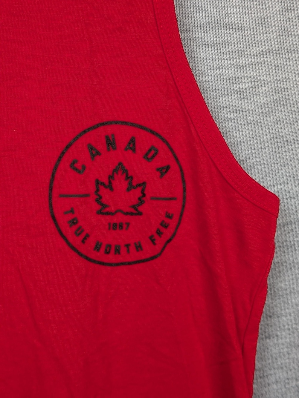 Bluenotes Canada Red Graphic Tank Top - Picture 4 of 7